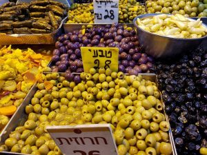חמוצי ירושלים בשוק מחנה יהודה